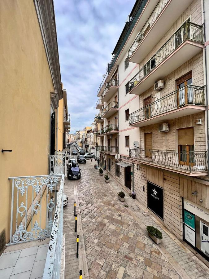 מנפרדוניה La Maison מראה חיצוני תמונה